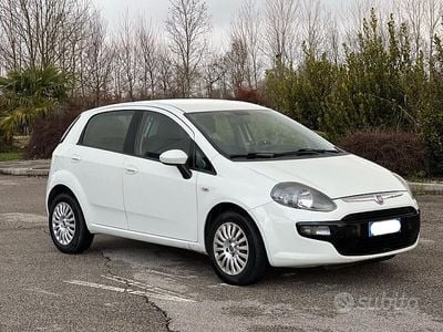 Usata Fiat Punto Evo Dynamic 77 CV (56 kW) 2011 Bianco Utilitaria