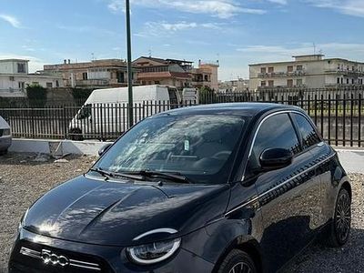 Usata Fiat 500e 42 kW (58 CV) 2022 Nero Berlina