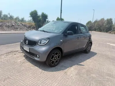 Usata Smart ForFour Prime 71 CV (52 kW) 2018 Grigio Utilitaria
