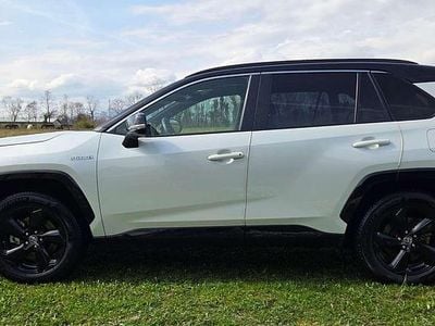 Usata Toyota RAV4 Hybrid Style 178 CV (130 kW) 2019 Bianco SUV