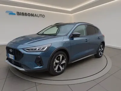 Usata Ford Focus Active 155 CV (114 kW) 2023 Chrome blue SUV