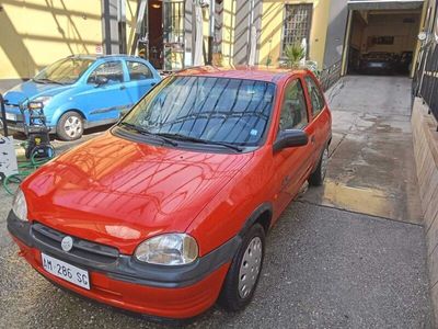 usata Opel Corsa 1.2i adatta per neopatentati