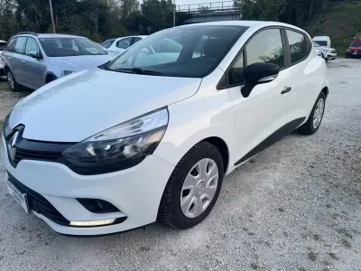 Usata Renault Clio IV 75 CV (55 kW) 2018 Bianco Furgone