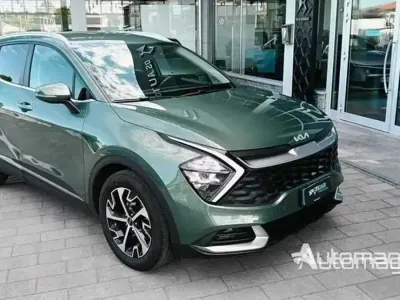 Usata Kia Sportage Style 150 CV (110 kW) 2023 Verde SUV