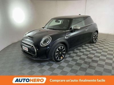 Usata Mini Cooper SE Essential 135 kW (184 CV) 2023 Blu/azzurro Utilitaria