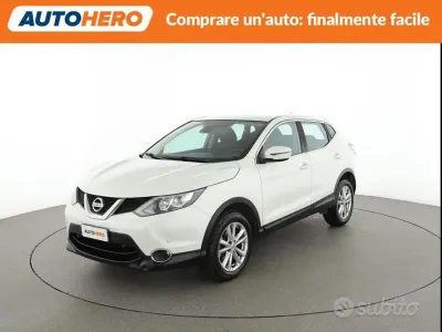 Usata Nissan Qashqai Acenta 110 CV (80 kW) 2017 Bianco SUV