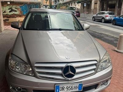 Grigio Usata 2008 Mercedes C220 Avantgarde Berlina | 8000 € (Buon prezzo)