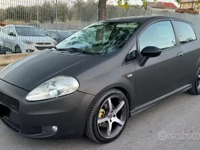 Usata Fiat Grande Punto Emotion 131 CV (96 kW) 2008 Nero Utilitaria