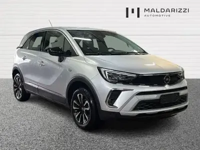 Usata Opel Crossland Elegance 110 CV (80 kW) 2024 Grigio SUV