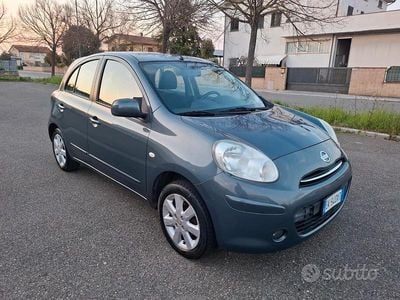 Gebraucht Nissan Micra 80 PS (58 kW) 2012 Grau Kleinwagen