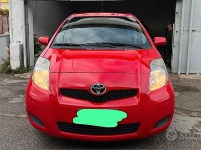 Usata Toyota Yaris 65 CV (47 kW) 2011 Berlina
