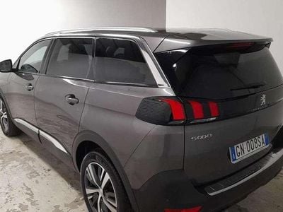 Usata Peugeot 5008 Allure 131 CV (96 kW) 2023 Argento SUV