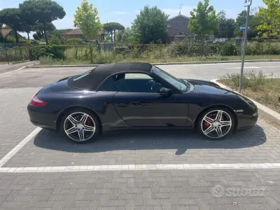 Usata Porsche 997 355 CV (261 kW) 2006 Nero Cabrio