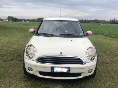 Usata Mini ONE 75 CV (55 kW) 2010 Utilitaria