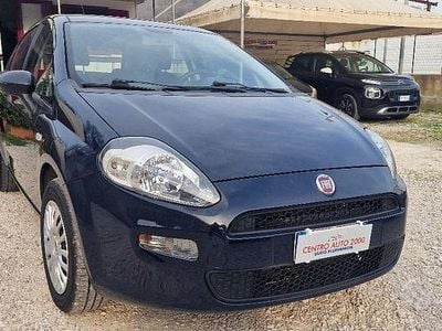 Usata Fiat Punto Street 77 CV (56 kW) 2016 Blu Utilitaria