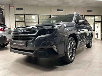 Nuova Subaru Forester Style 136 CV (100 kW) 2026 Magnetite gray SUV