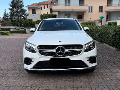 Usata Mercedes GLC250 204 CV (150 kW) 2018 Bianco SUV
