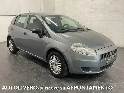 Usata Fiat Grande Punto Dynamic 65 CV (47 kW) 2007 Grigio Utilitaria