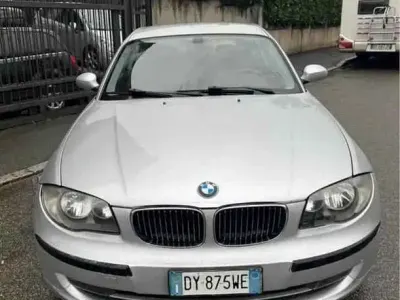 Usata BMW 118 Lifestyle 143 CV (105 kW) 2009 Utilitaria