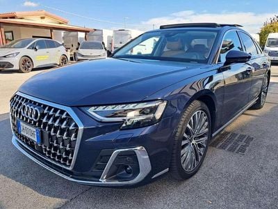Usata Audi A8 Ambiente 286 CV (210 kW) 2022 Blu/azzurro Berlina