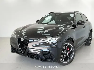 Usata Alfa Romeo Stelvio Veloce 209 CV (153 kW) 2024 Nero SUV