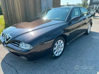 Usata Alfa Romeo 166 150 CV (110 kW) 2002 Nero Berlina