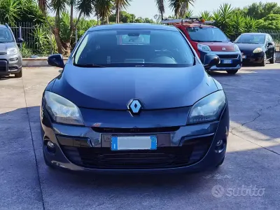 Usata Renault Mégane GrandTour 110 CV (80 kW) 2011 Blu Station wagon