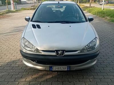 Occasion Peugeot 206 75 ch (55 kW) 2004 Gris Berline