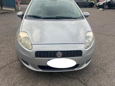 Usata Fiat Grande Punto 65 CV (47 kW) 2008 Grigio Utilitaria
