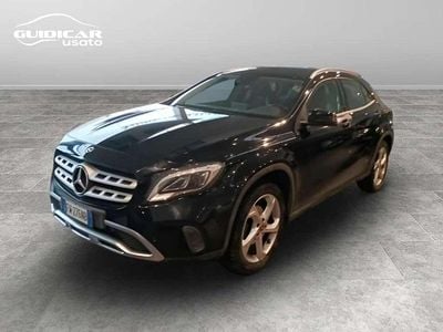 Nero Usata 2019 Mercedes GLA200 SUV | 20.900 € (Buon prezzo)