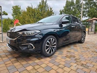 Occasion Fiat Tipo Lounge 95 ch (69 kW) 2016 Noir Berline