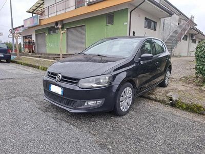 Usata VW Polo Comfortline 75 CV (55 kW) 2013 Nero Utilitaria