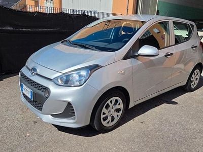 Usata Hyundai i10 69 CV (50 kW) 2017 Grigio Utilitaria