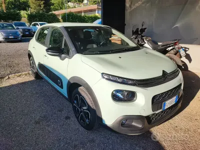Usata Citroën C3 Shine 75 CV (55 kW) 2017 Blu Berlina