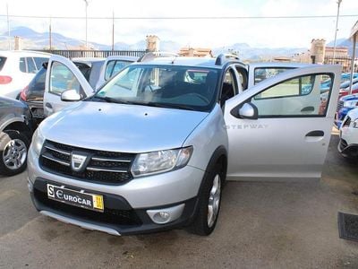 Begagnad Dacia Sandero Ambiance 90 HK (66 kW) 2015 Grå Sedan