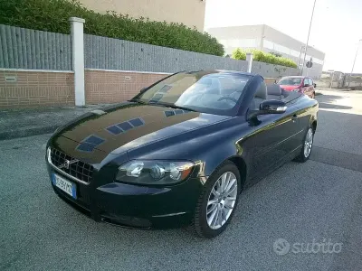 Occasion Volvo C70 Summum 136 ch (100 kW) 2008 Noir Cabriolet