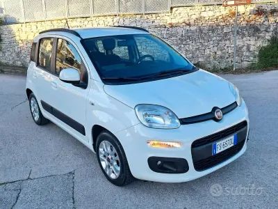 Begagnad Fiat Panda Lounge 95 HK (69 kW) 2018 Vit Halvkombi