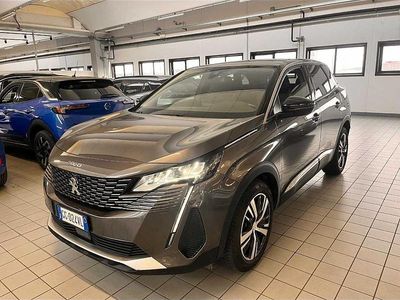 Usata Peugeot 3008 Allure 131 CV (96 kW) 2022 Grigio SUV