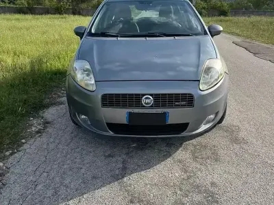 Occasion Fiat Punto 69 ch (50 kW) 2006 Gris Citadine