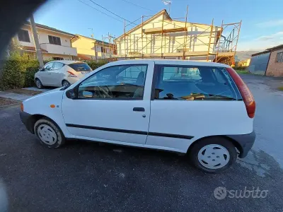 Usata Fiat Punto 54 CV (39 kW) 1996 Berlina