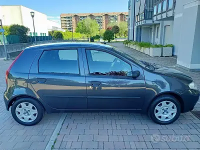 Usata Fiat Punto 60 CV (44 kW) 2008 Grigio Utilitaria