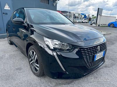 usata Peugeot 208 1.2 Puretech 100 cv