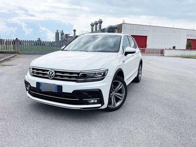 Usata VW Tiguan Executive 190 CV (139 kW) 2017 Bianco SUV