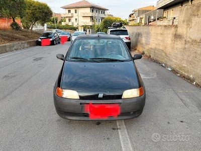Usata Fiat Punto 1999 Nero Utilitaria
