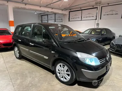 Usata Renault Scénic II 135 CV (99 kW) 2004 Nero Monovolume