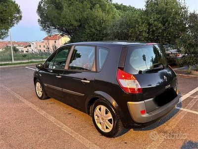 Usata Renault Scénic II 130 CV (95 kW) 2005 Nero Monovolume