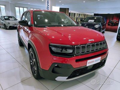 Usata Jeep Avenger Summit 100 CV (73 kW) 2024 Rosso SUV