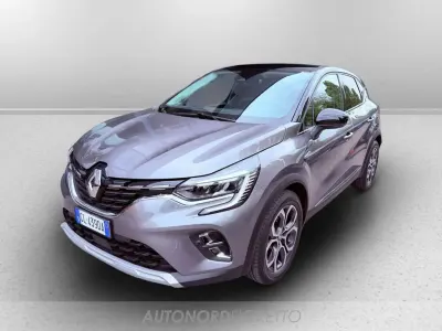 Usata Renault Captur Techno 91 CV (66 kW) 2023 Grigio SUV