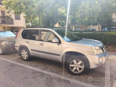 Usata Nissan X-Trail SE 150 CV (110 kW) 2008 Grigio SUV