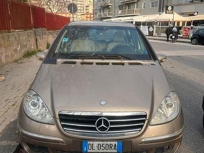 Usata Mercedes A180 Avantgarde 148 CV (108 kW) 2007 Giallo Berlina